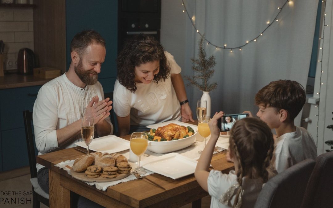 10 Spanish Phrases to Use at the Dinner Table with Kids (with audio)